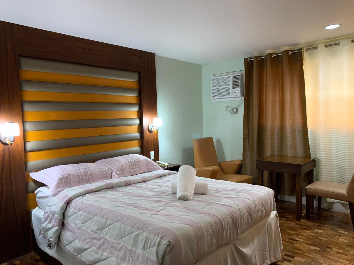 Maharajah Hotel Angeles Kültér fotó